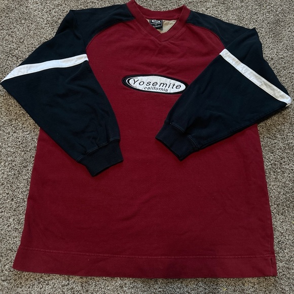 Vintage Y2K Yosemite National Park Sweatshirt - Picture 1 of 4